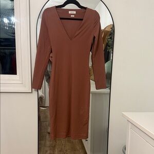 Aritzia Babaton Mauve Long Sleeve Dress